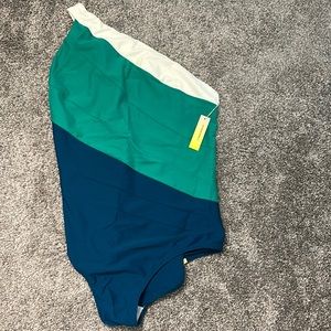 NWT summersalt bathing suit